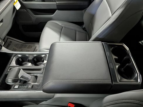 New 2025 Ford F150 Lightning Flash AWD/4WD image 14