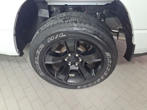 Used 2023 RAM 1500 Big Horn AWD/4WD image 8