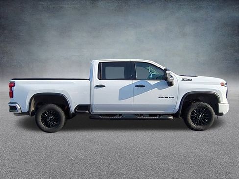 Used 2024 Chevrolet Silverado 2500 LTZ w/ LTZ Plus Package image 10
