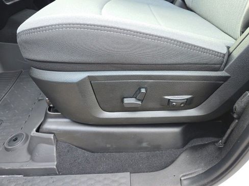 Used 2024 RAM 2500 Big Horn w/ Protection Group image 14