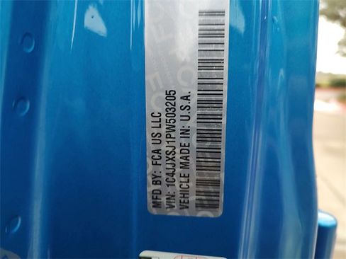 Used 2023 Jeep Wrangler Unlimited Rubicon 392 w/ Xtreme Recon 35" Tire Package image 38