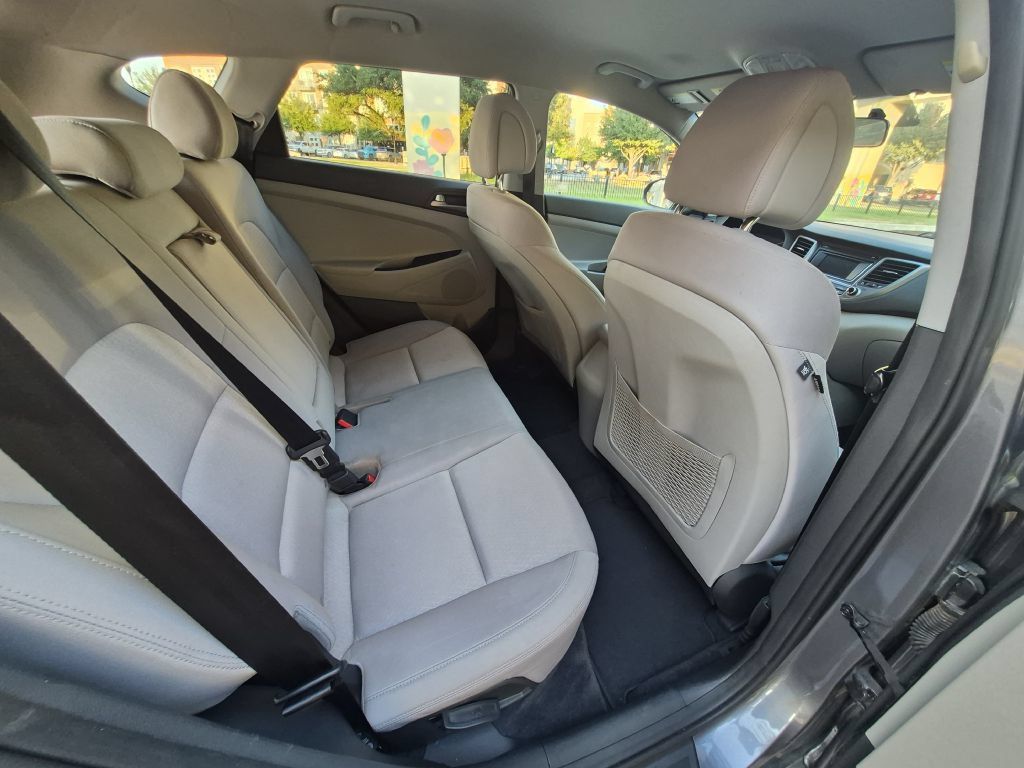 Used 2018 Hyundai Tucson SE FWD image 19
