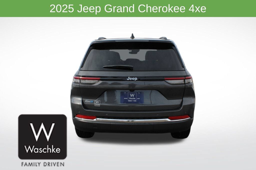 New 2025 Jeep Grand Cherokee Limited 4xe w/ Trailer Tow Package AWD/4WD image 6