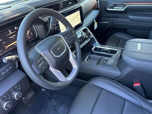 New 2026 GMC Sierra 2500 Denali w/ Denali Reserve Package image 10