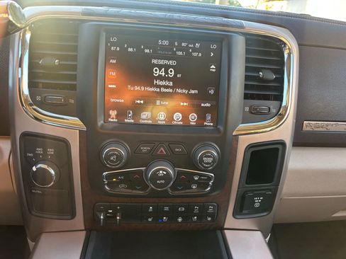 Used 2017 RAM 2500 Longhorn w/ Convenience Group image 17