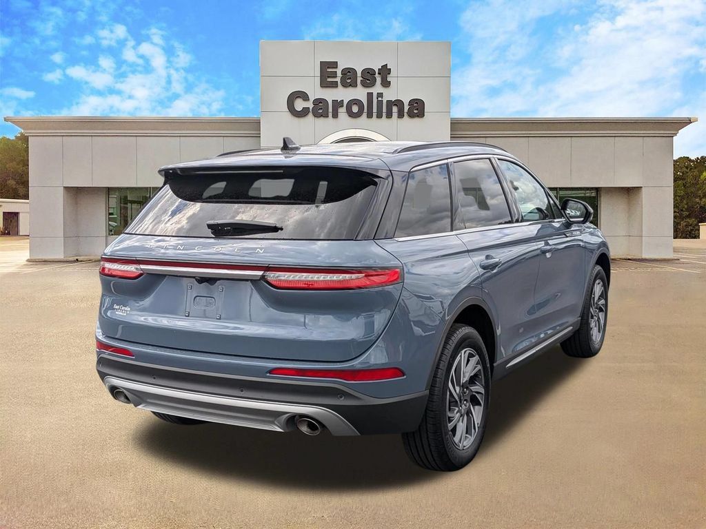Used 2025 Lincoln Corsair FWD w/ Equipment Group 101A image 3