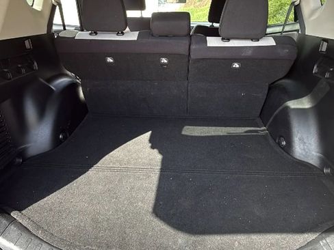 Used 2017 Toyota RAV4 XLE image 33