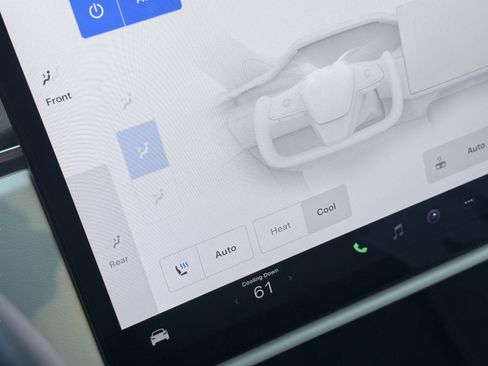 Used 2023 Tesla Model X image 62