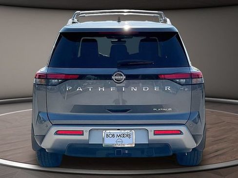 Certified 2025 Nissan Pathfinder Platinum w/ Cargo Package FWD image 4
