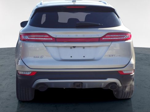 Used 2017 Lincoln MKC Reserve image 4