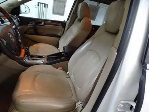 Used 2012 Buick Enclave Leather image 2
