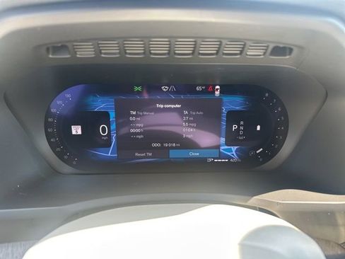 Certified 2023 Volvo XC90 B6 Plus image 27