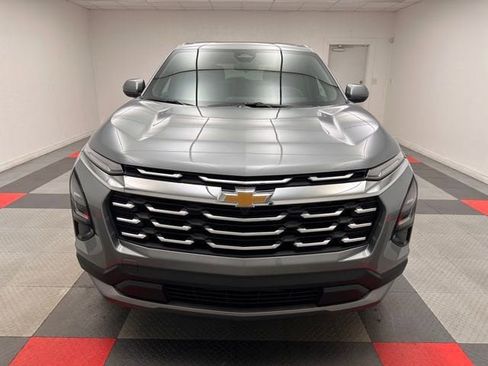 New 2026 Chevrolet Equinox LT FWD image 2