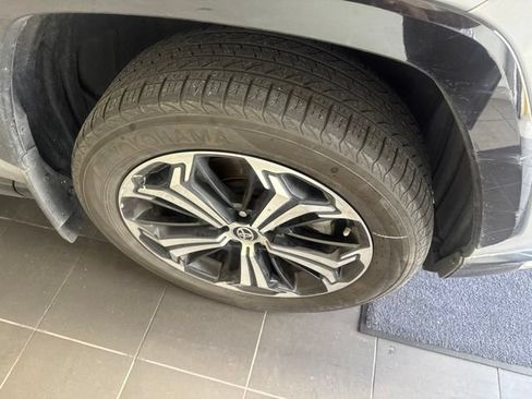 Certified 2022 Toyota RAV4 XSE w/ Weather Package AWD/4WD image 6