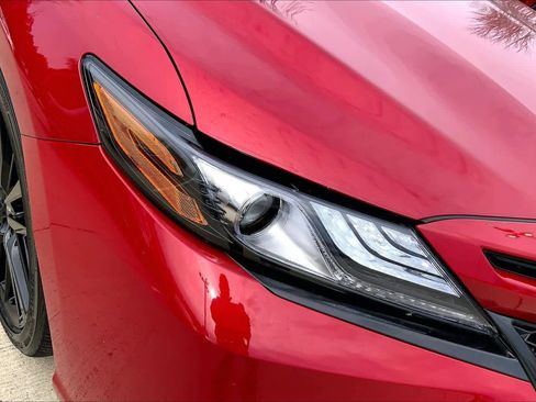 Used 2021 Toyota Camry XSE image 27