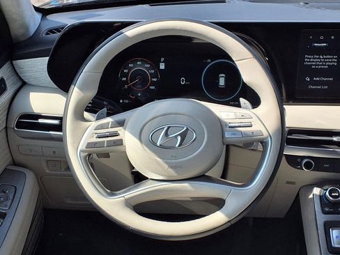 Used 2024 Hyundai Palisade Calligraphy image 14