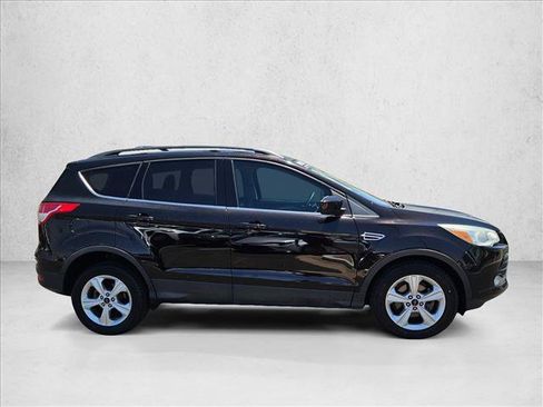 Used 2013 Ford Escape SE FWD image 4