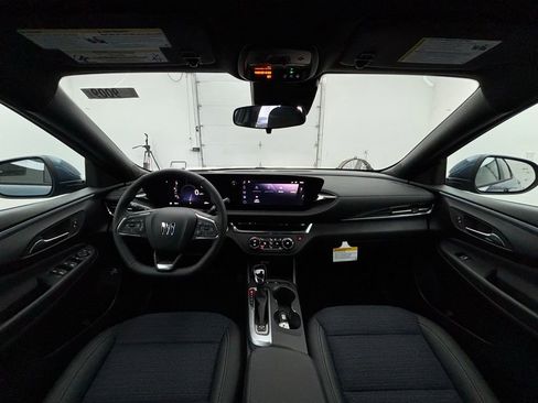 New 2026 Buick Envista Preferred w/ Convenience I Package image 2