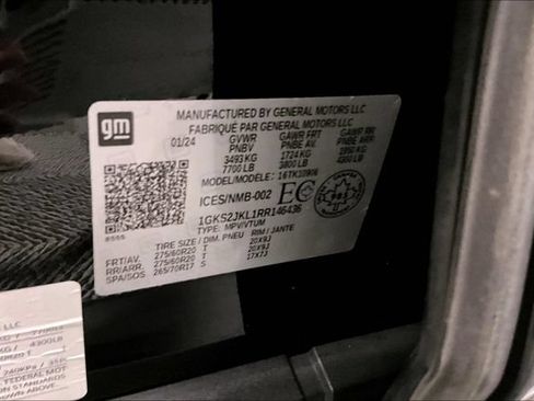 Used 2024 GMC Yukon XL Denali AWD/4WD image 42