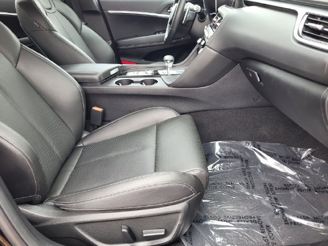 Used 2026 Genesis G70 2.5T AWD/4WD image 11