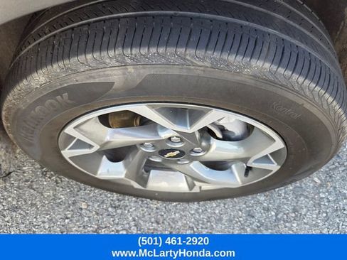 Used 2025 Chevrolet Trax LT FWD image 6