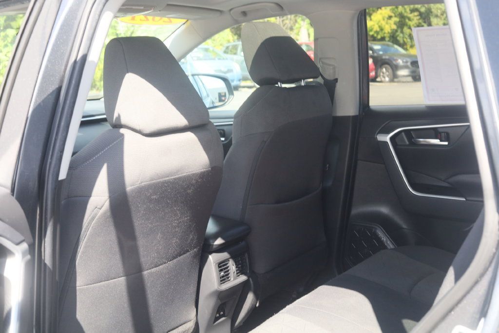 Used 2021 Toyota RAV4 XLE w/ Convenience Package AWD/4WD image 23