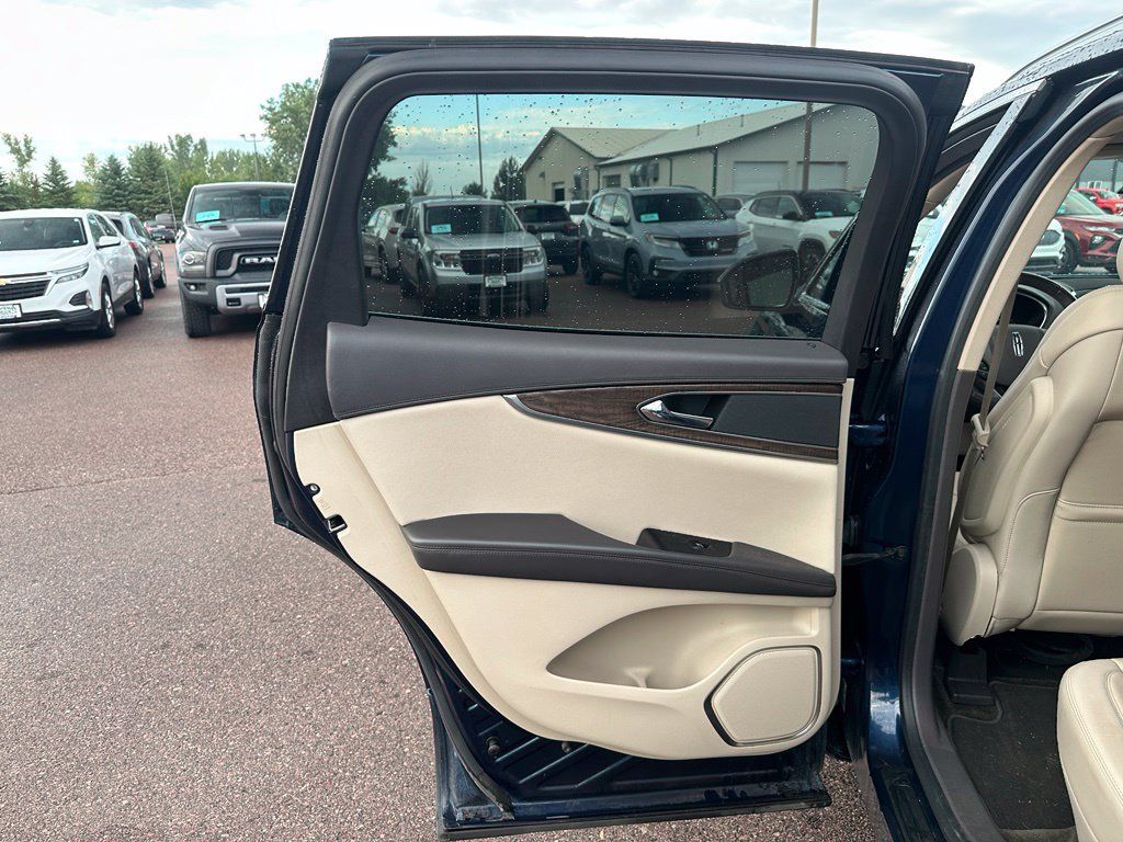 Used 2017 Lincoln MKX Select w/ Select Plus Package AWD/4WD image 22
