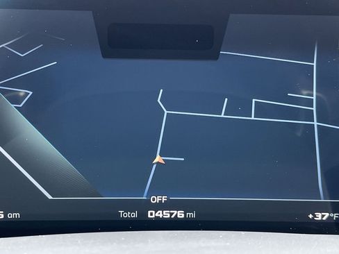 Used 2025 BMW X7 M60i image 15