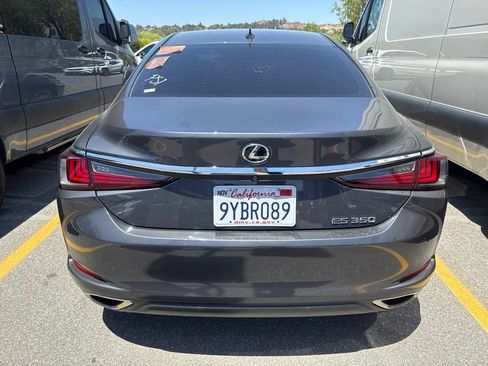 Used 2025 Lexus ES 350 w/ Premium Package FWD image 8