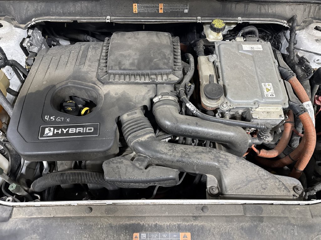 Used 2017 Ford Fusion SE FWD image 25