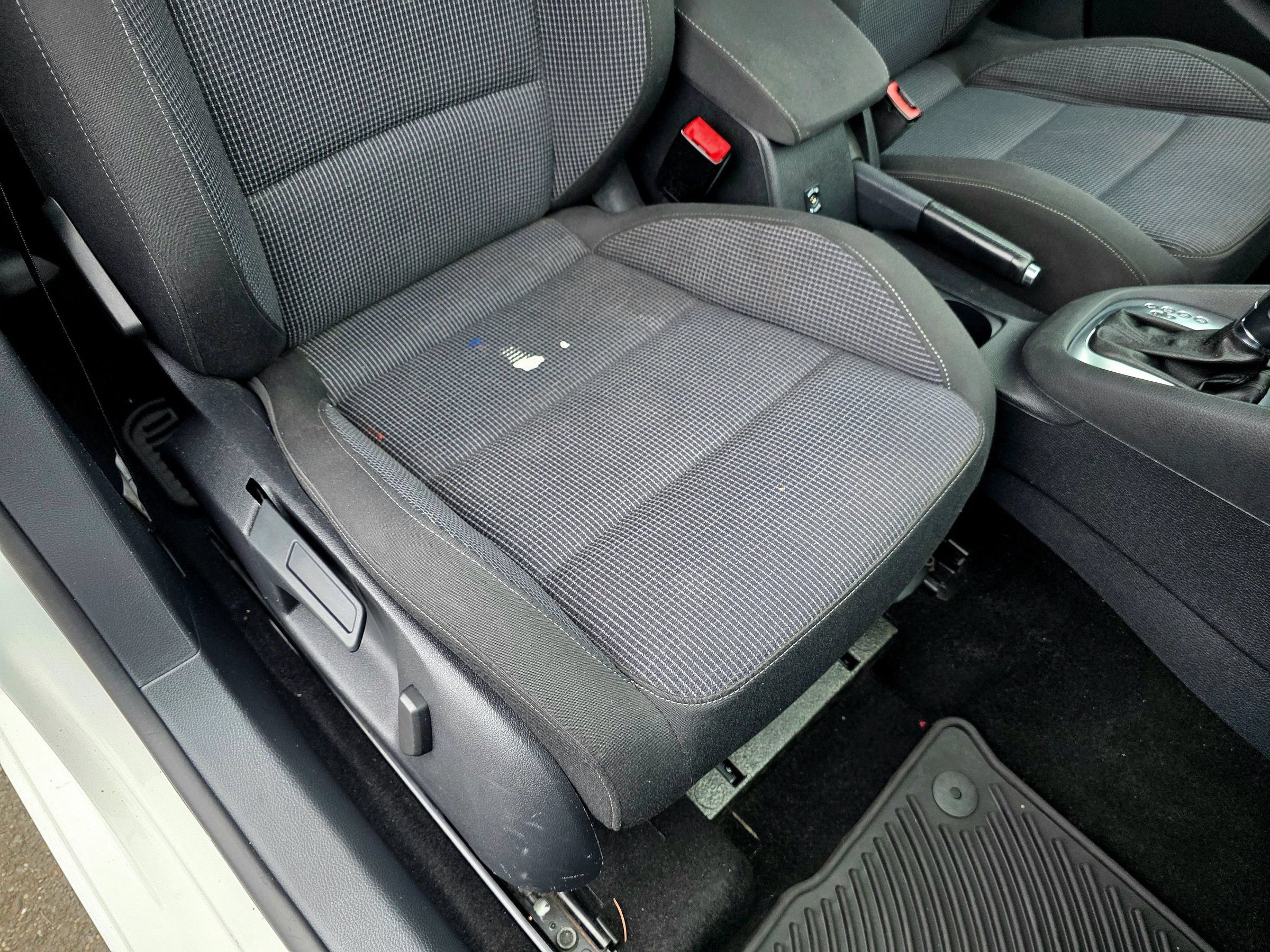 Used 2013 Volkswagen Golf TDI FWD image 46