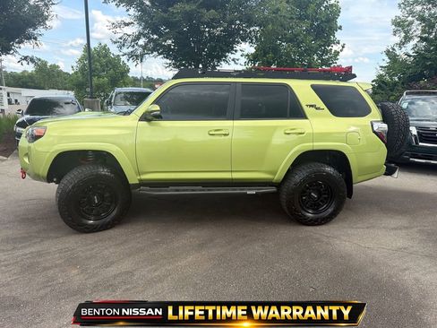 Used 2023 Toyota 4Runner TRD Off-Road Premium w/ Off Road Premium Plus Package AWD/4WD image 5
