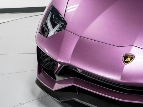 Used 2018 Lamborghini Aventador S image 39