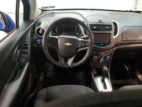 Used 2015 Chevrolet Trax LS AWD/4WD image 15