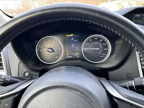 Used 2019 Subaru Forester Premium image 17