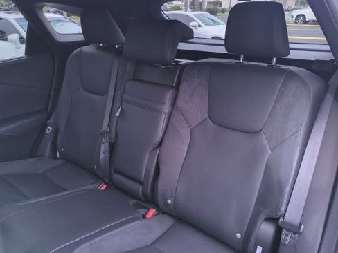 Used 2025 Lexus RX 350 w/ Convenience Package image 31
