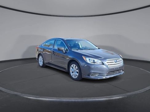 Used 2017 Subaru Legacy 2.5i Premium image 2