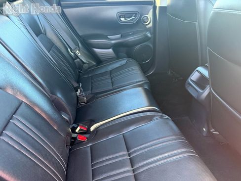 Used 2023 Honda HR-V EX-L image 29