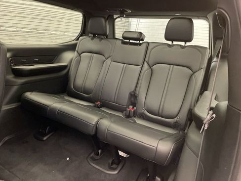New 2026 Jeep Grand Wagoneer 4WD image 21