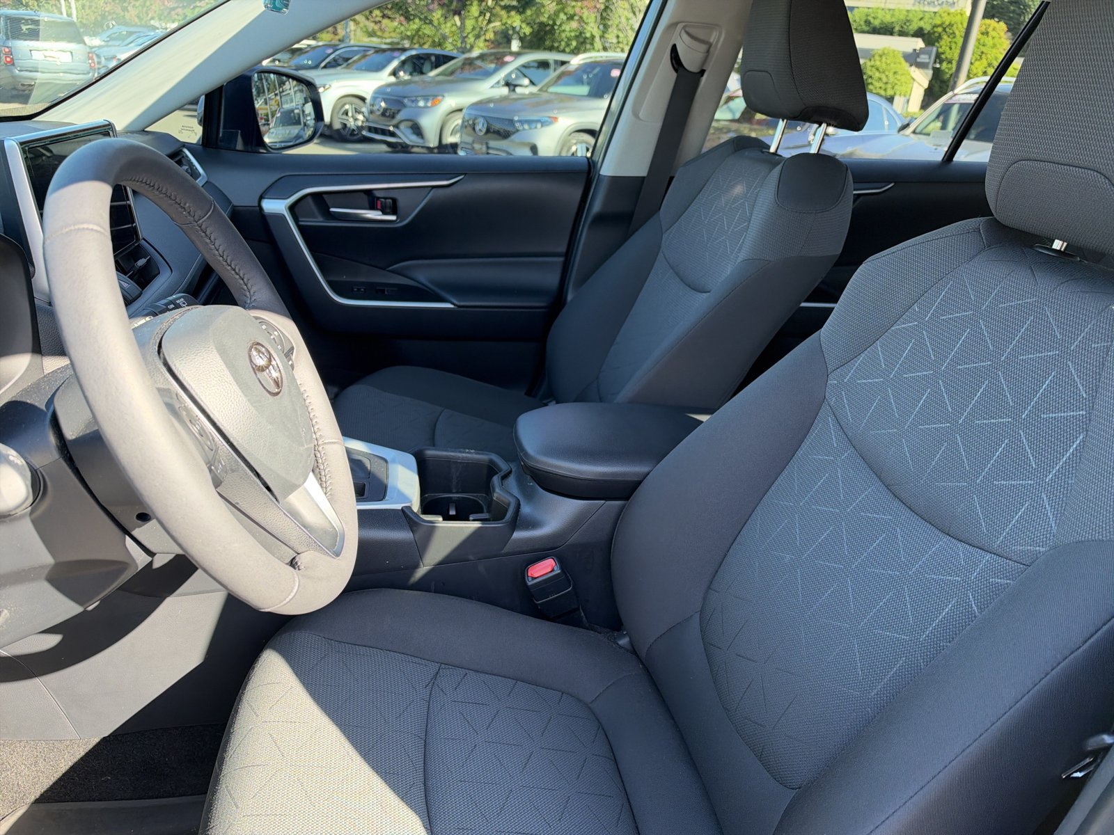Used 2024 Toyota RAV4 XLE w/ Convenience Package AWD/4WD image 13