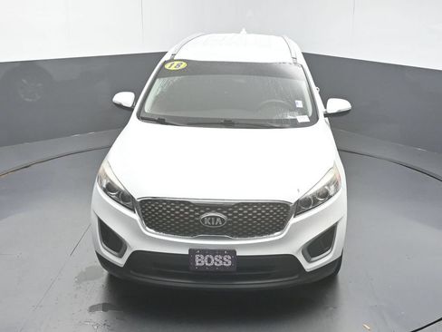Used 2018 Kia Sorento FWD image 41
