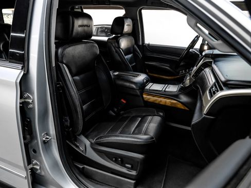 Used 2020 GMC Yukon XL Denali RWD image 38