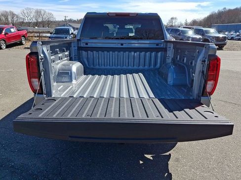 Used 2026 GMC Sierra 1500 Elevation image 32