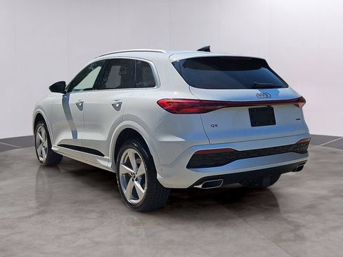 Certified 2025 Audi Q5 Premium w/ Premium Plus AWD/4WD image 4
