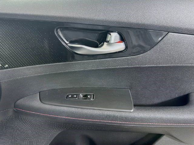 Used 2022 Kia Forte GT w/ GT Technology Package FWD image 30