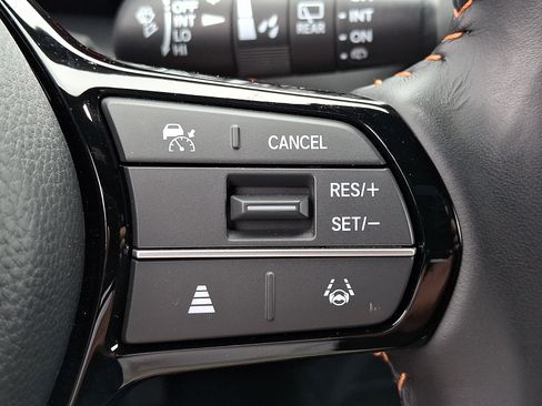 Certified 2025 Honda HR-V Sport image 22