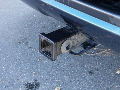 Used 2011 Toyota RAV4 2WD w/ 3rd Row image 10