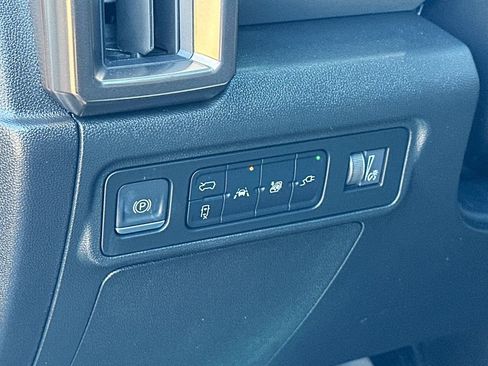 Certified 2024 GMC Hummer EV 3X image 11