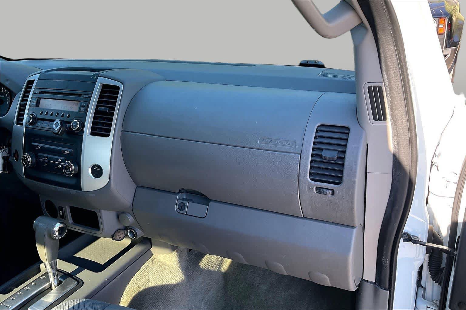 Used 2016 Nissan Frontier S RWD image 15