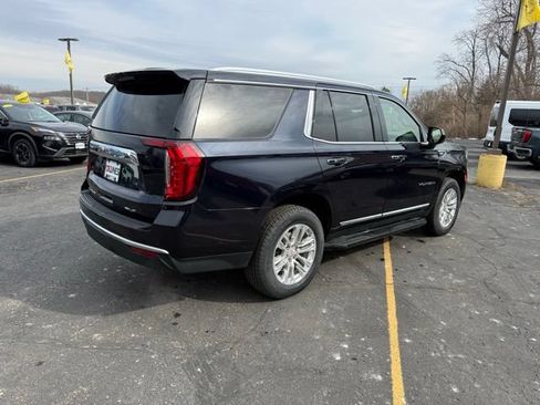 Used 2022 GMC Yukon SLT AWD/4WD image 5